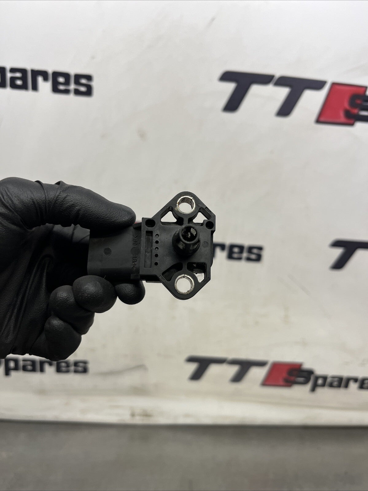 AUDI TT QUATTRO 1998-2006 AIR PRESSURE SENSOR 0261230073
