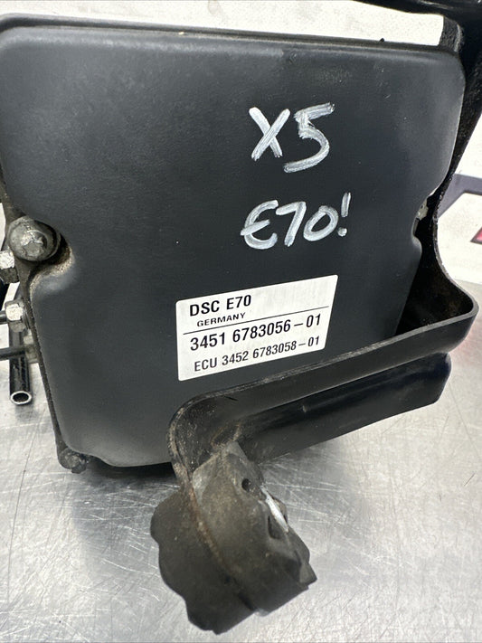 BMW X5 E70 ABS DSC CONTROL UNIT PUMP UNIT PN 6783056 6783058