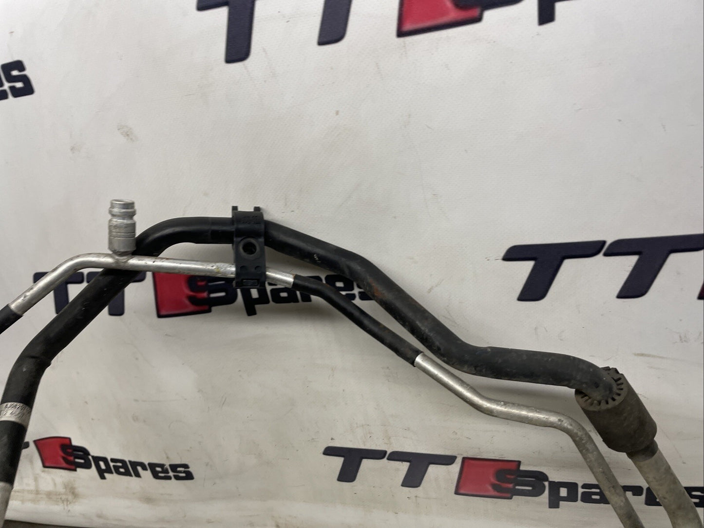 Audi TT 8J Mk2 3.2 V6 Air Conditioning Aircon Pipes 8J0820719G