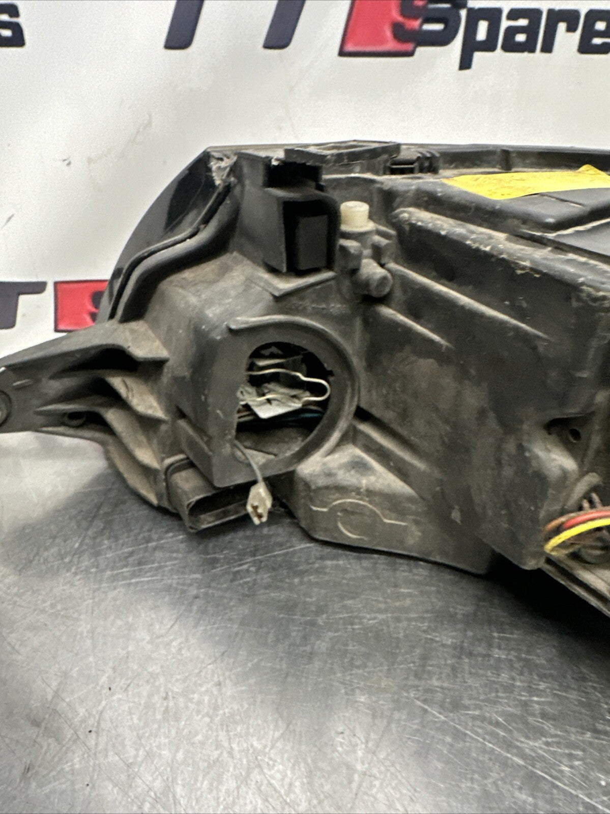 AUDI TT 99-06 DRIVER SIDE RIGHT HEADLIGHT - SPARES