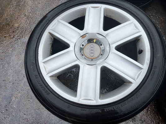 Genuine Audi TT Mk1 17” Alloy Wheel And Tyre, 8N0 601 025AA