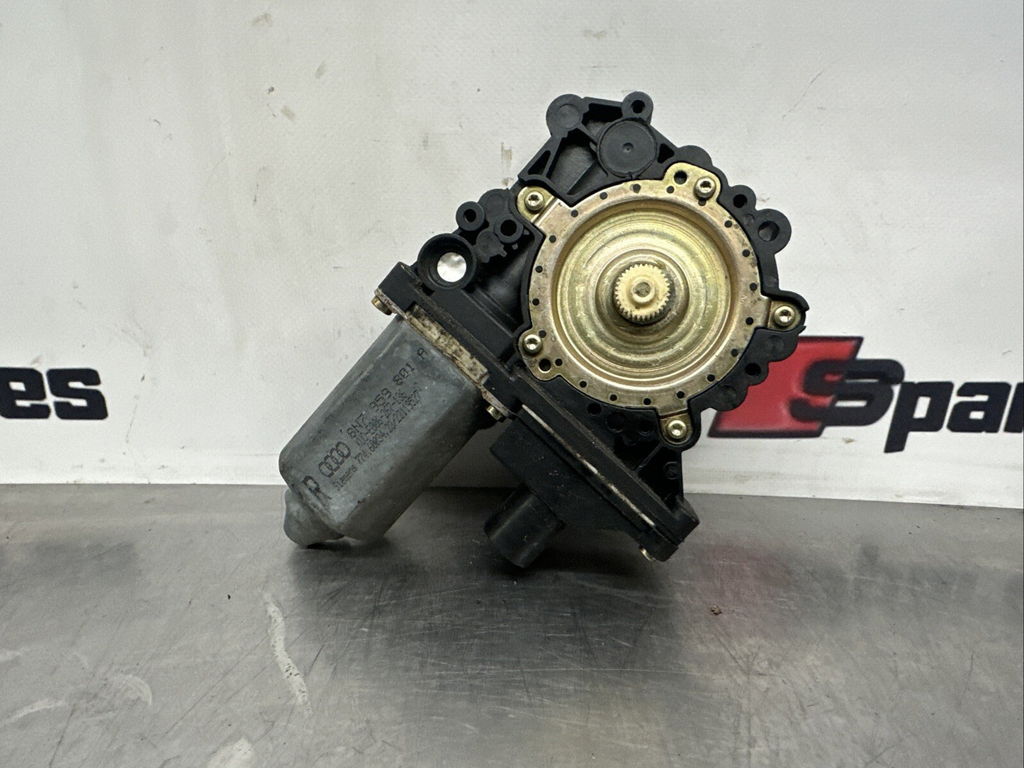 Audi TT MK1 8N Roadster Left Passenger Nearside Electric Window Motor 8N7959801A