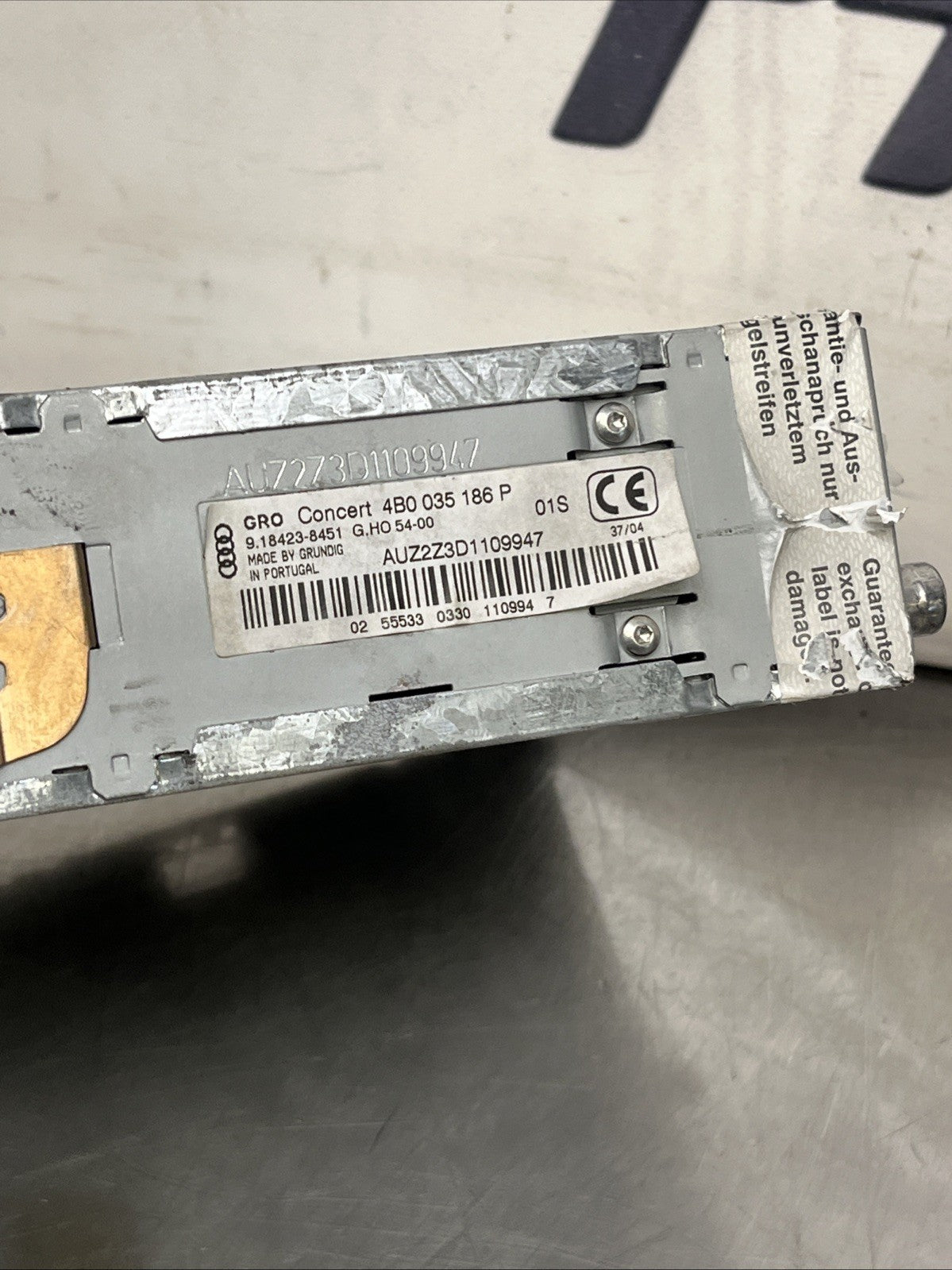 Audi TT Concert CD Player OEM GENUINE
