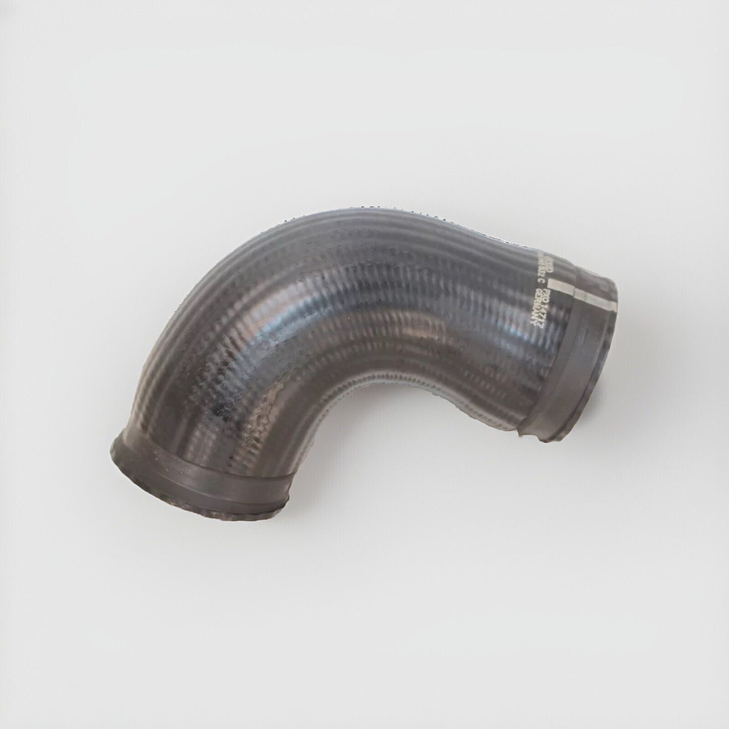 Audi TT Mk1 1.8T Petrol 132 KW 2002 Intercooler hose pipe 06A145832C