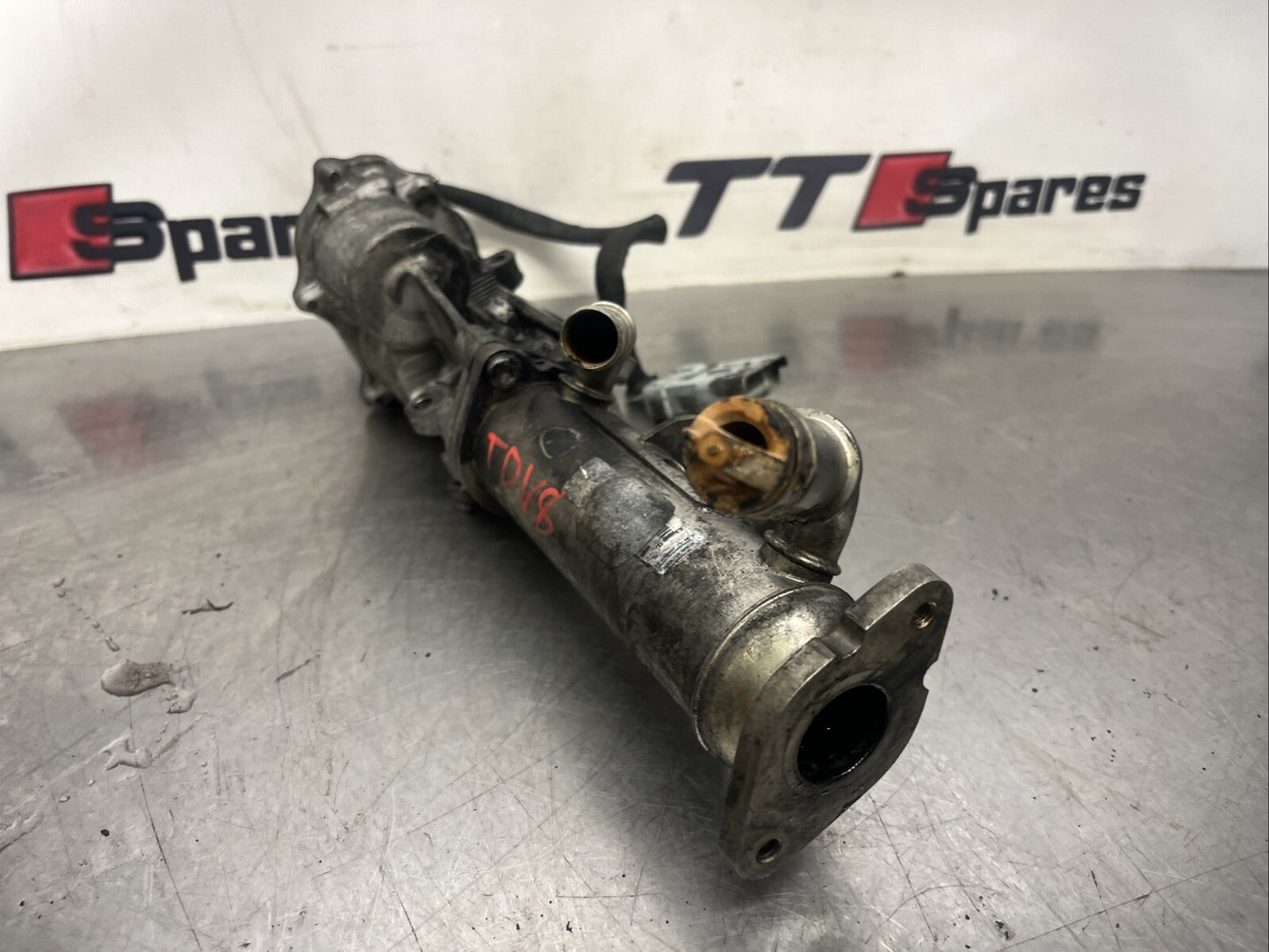 Range Rover L322 EGR Valve and Cooler 3.6 TDV8 Off Side 6H4Q-9Y493-DC
