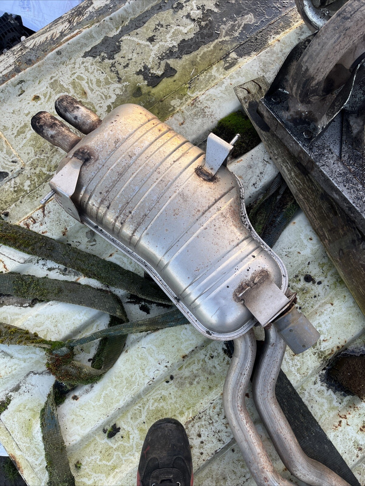 BMW E46 7504067 7502674 6 cylinder Complete exhaust system Cats back box