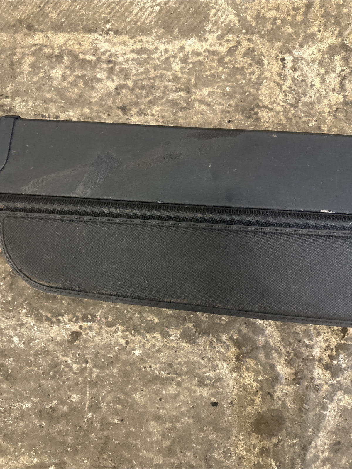 BMW X5 E70 PARCEL SHELF LOAD COVER IN BLACK