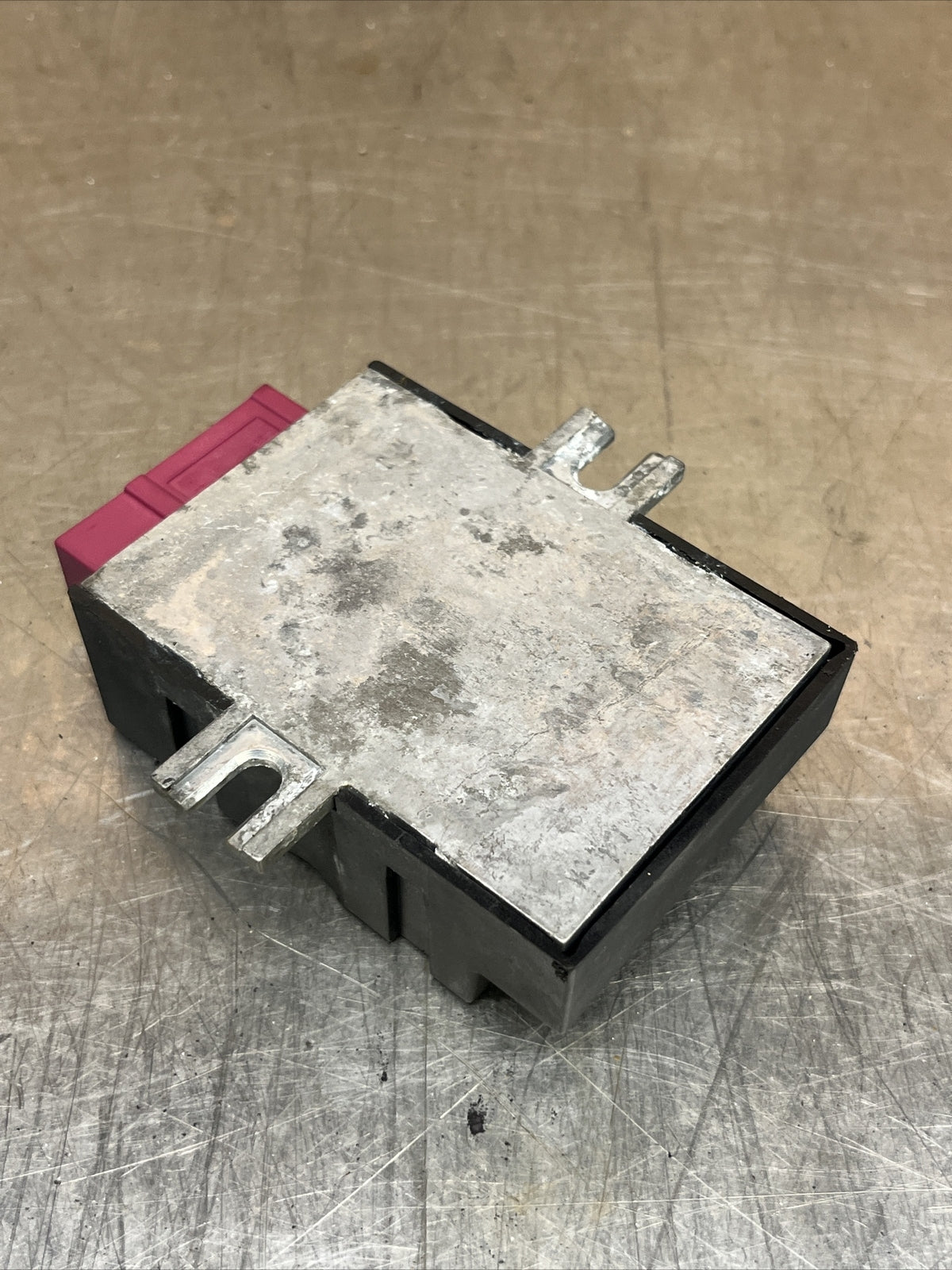 BMW E81 E82 E88 E90 E60 E61 E63 E84 E70 E71 E89 ECU EKPM3 FOR FUEL PUMP 7209286
