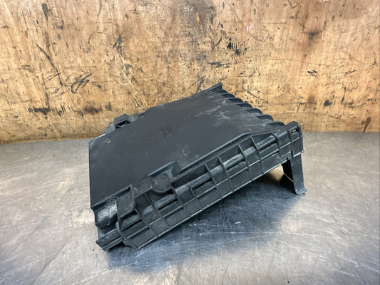 Audi TT 8J Mk2 Engine Bay Fuse Box Cover Lid 1K0937132F