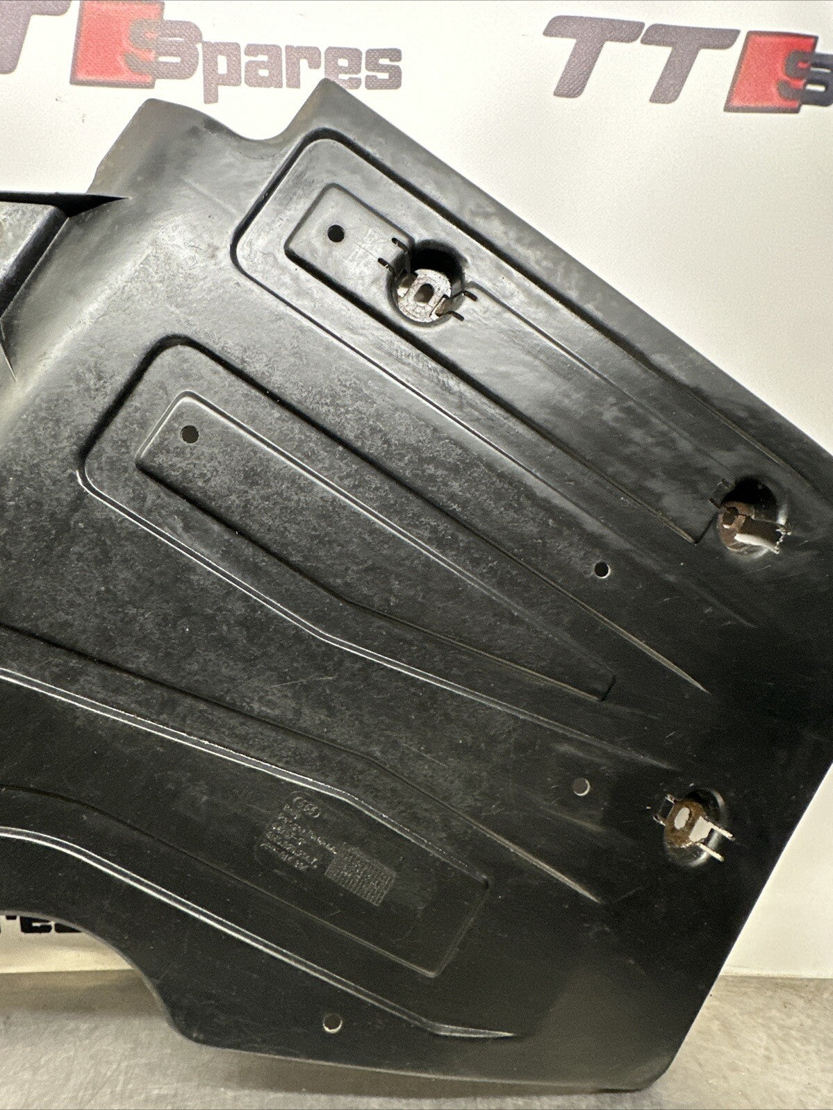 AUDI TT MK1 225 8N DRIVERS UNDERTRAY OFFSIDE FUEL TANK COVER 8N0825214C 98-06