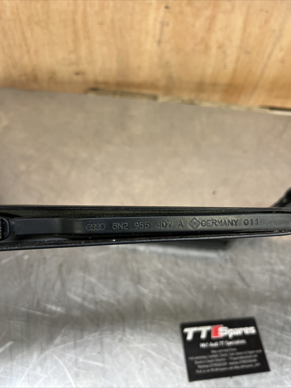 AUDI TT MK1 8N 1.8T GENUINE PAIR OF WIPER ARMS