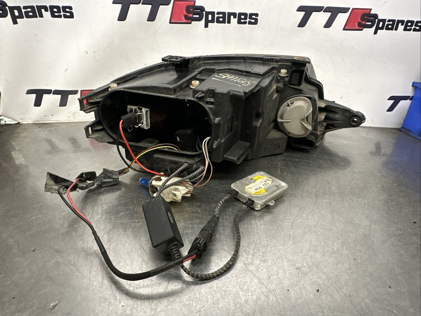 AUDI TT MK1 Headlight Passenger Side Spares And Repairs
