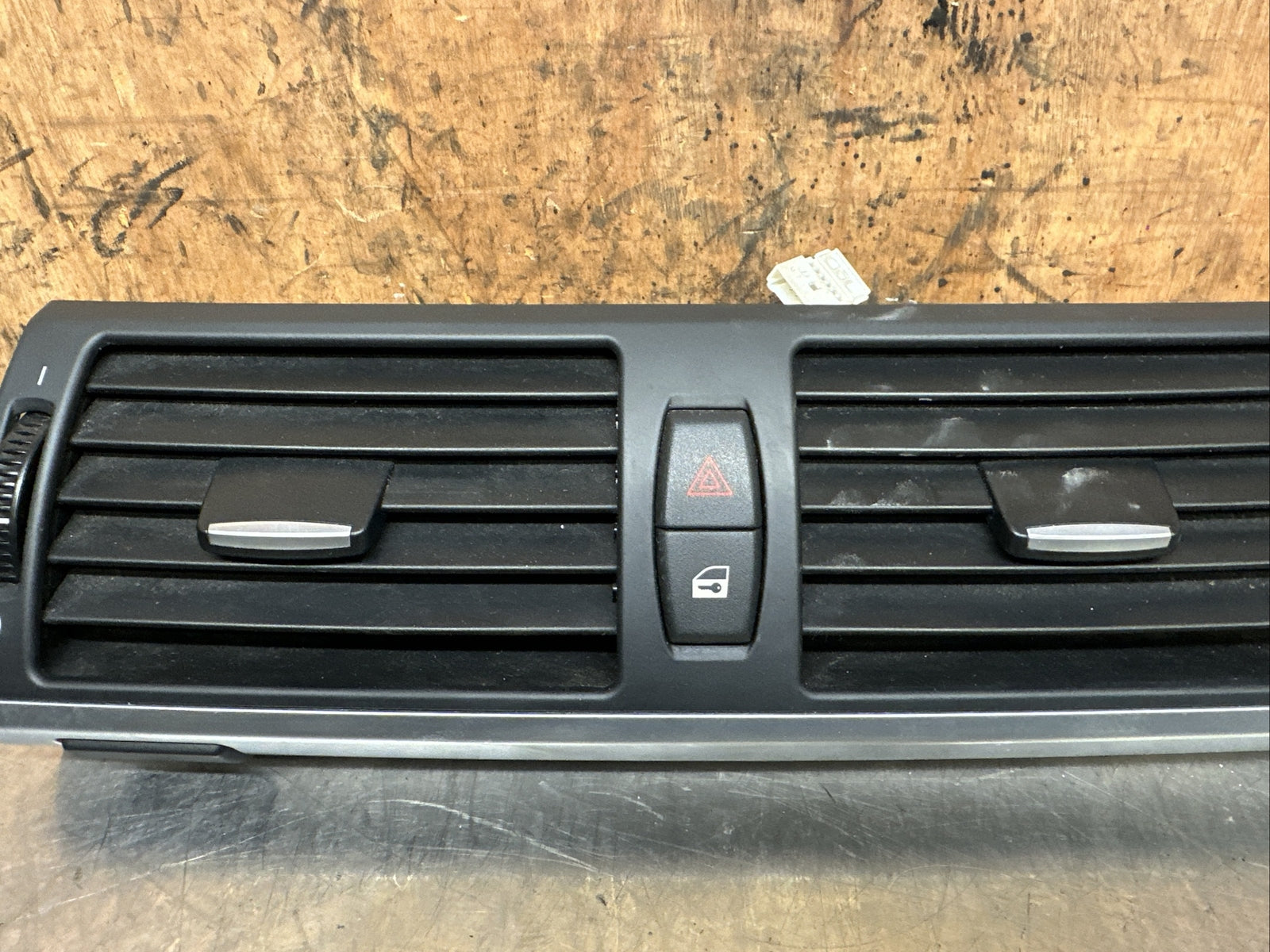 BMW E70 X5 Dashboard Centre Air Vent  7161801 7161802 6958654