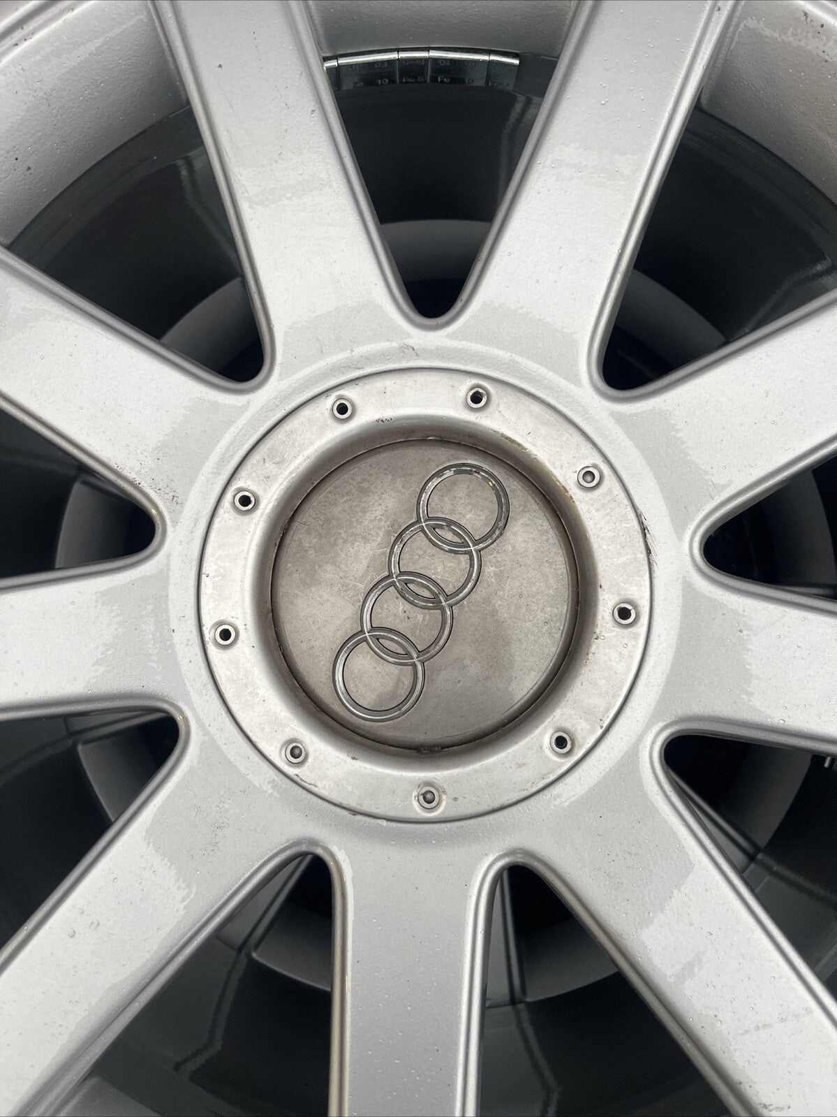 Audi TT Mk1 8N, 18x 8J RS4 9 Spoke Wheels & Tyres 5x100 Genuine RECONDITION