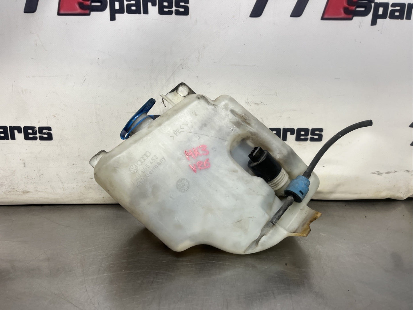 VW Golf MK3 Washer Bottle 1H0955453