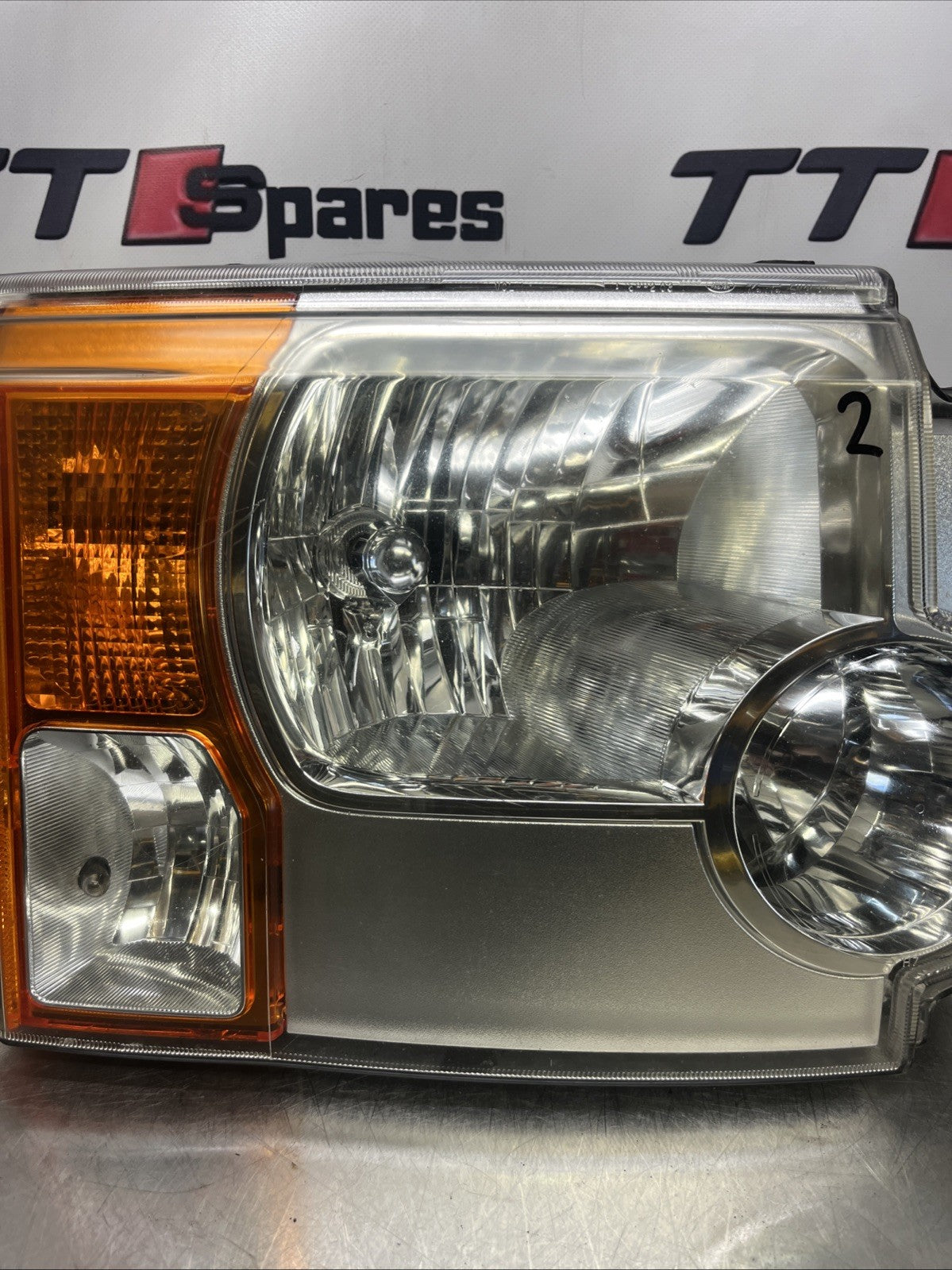 LAND ROVER DISCOVERY 3 2005 - 2009 RIGHT DRIVER SIDE HEADLIGHT XBC500022 GENUINE