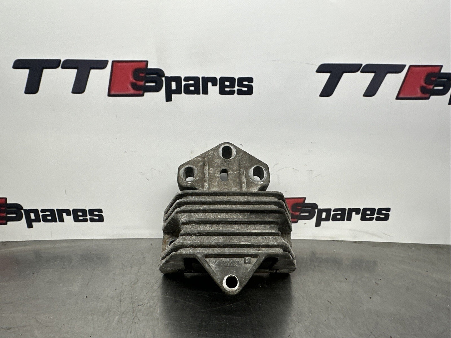 Audi TT 8N Mk1 Left Gearbox Hydro Mount 8N0199555C