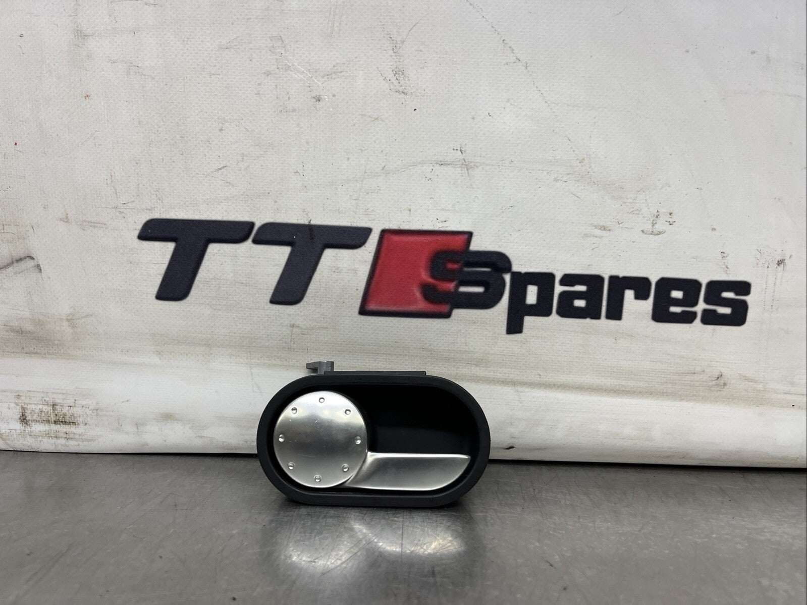 AUDI TT 8N MK1 NEARSIDE LEFT FRONT INTERIOR INTERNAL DOOR HANDLE 8N0837019 PULL