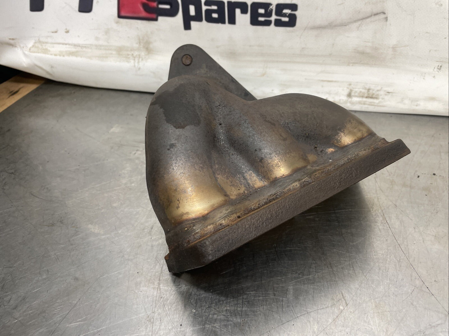 AUDI A3 8P R32 3.2 V6 4-6 CYLINDER EXHAUST MANIFOLD 022253018P