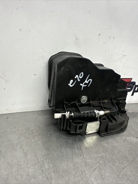 BMW X5 DOOR LOCK MECHANISM REAR LEFT PASSENGER SIDE 7202147 E70 2007 - 2009