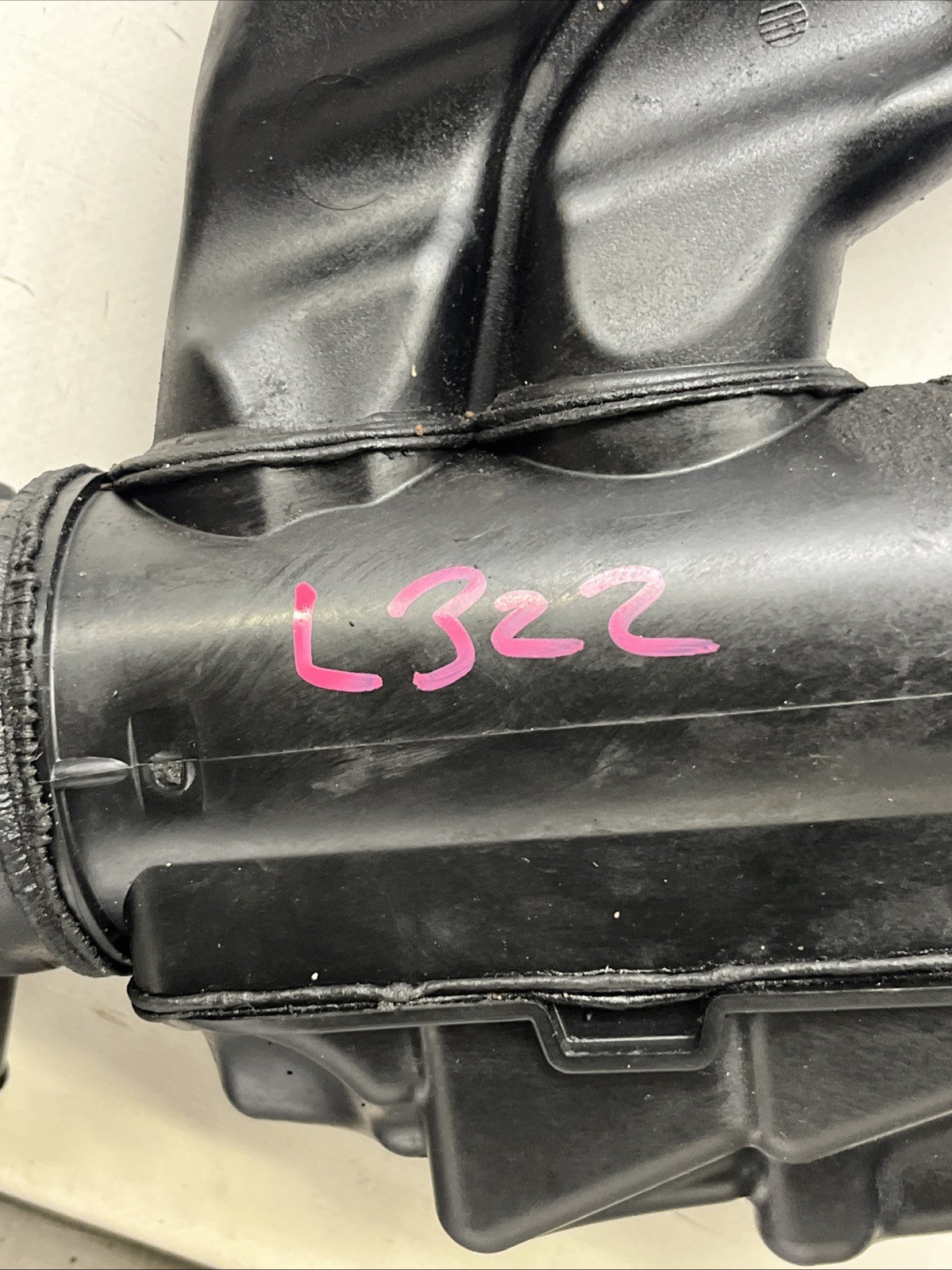 Range Rover L322 4.4 TDV8 Offside Turbo Intake Pipe BH429F876BA