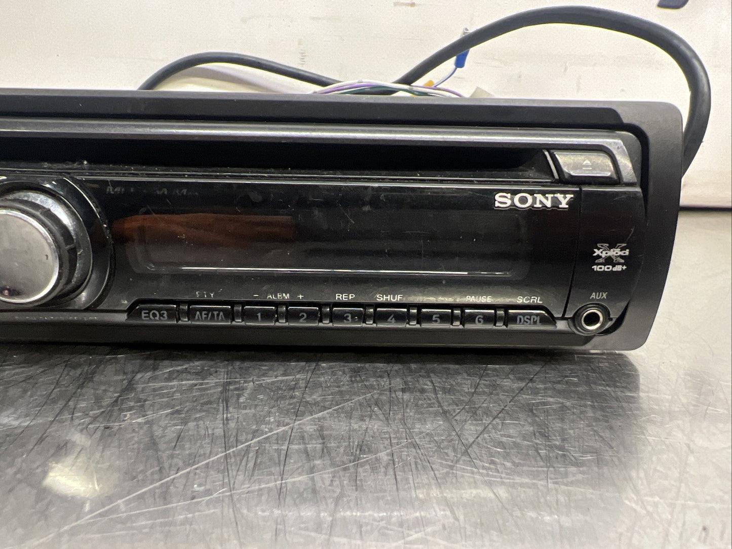 Sony Car Stereo Radio CD Player Head Unit CDX-GT25 Xplod 4x45W with Loom AB
