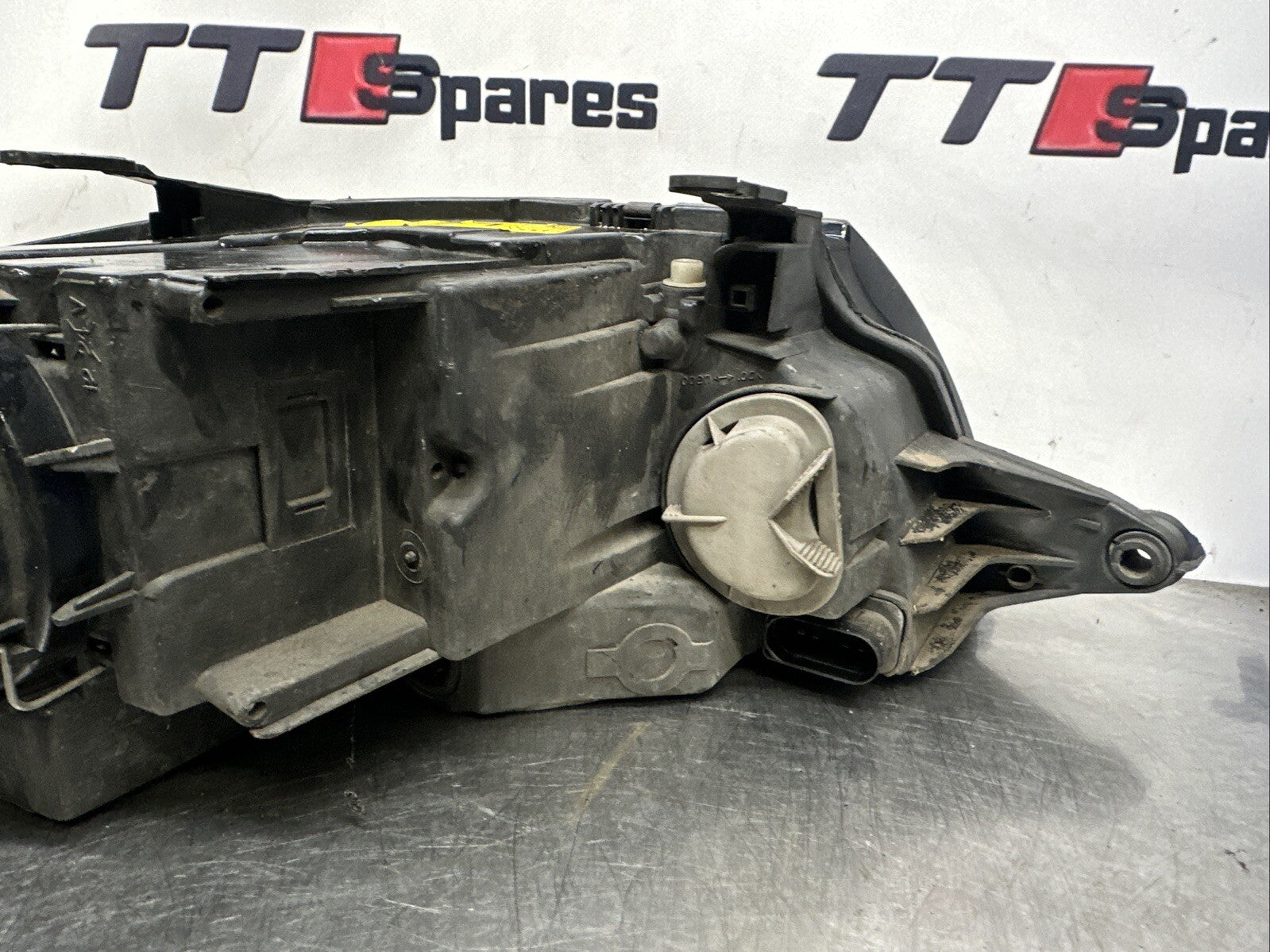 Genuine Audi TT Mk1 98-06 Passenger Side Headlight 8N0941003AH