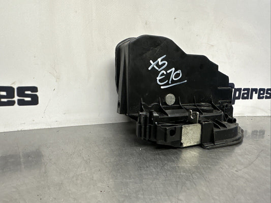 BMW X5 DOOR LOCK MECHANISM REAR LEFT PASSENGER SIDE 7202147 E70 2007 - 2009