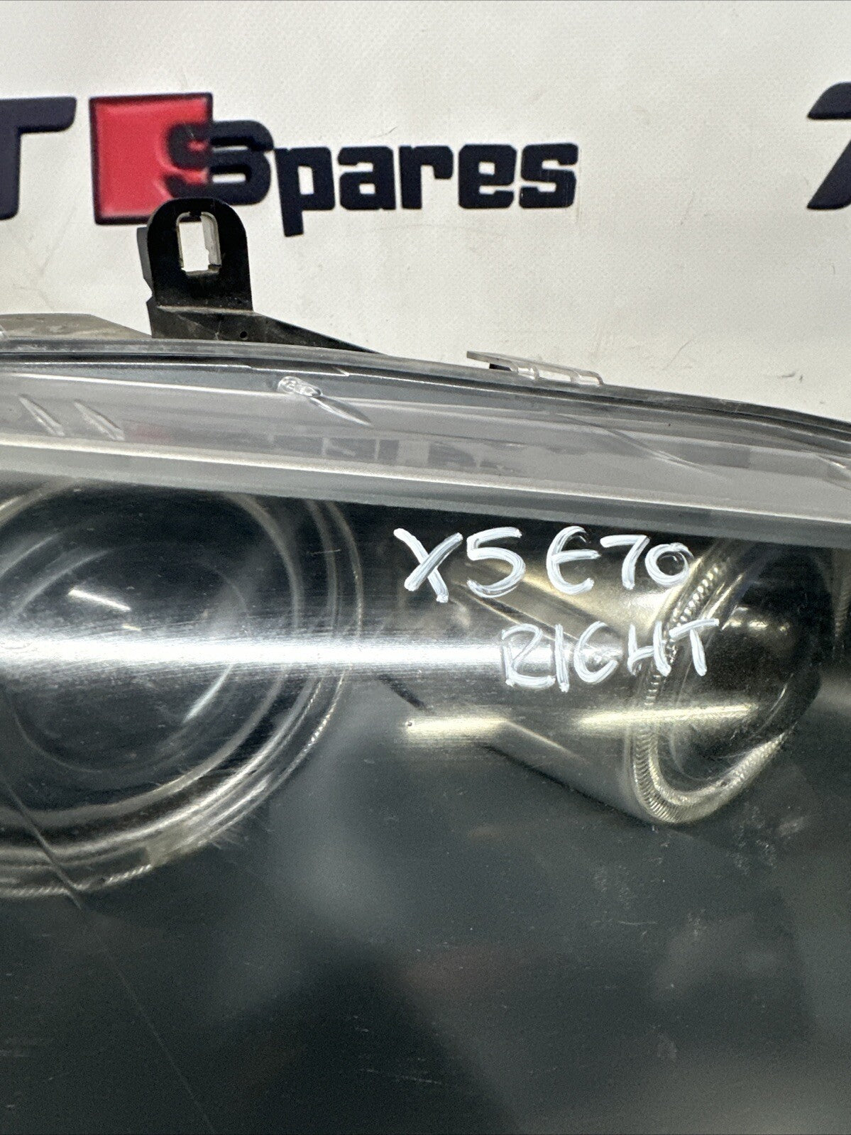 BMW X5 FRONT HEADLIGHT RIGHT DRIVER SIDE XENON E70 2008 7288994