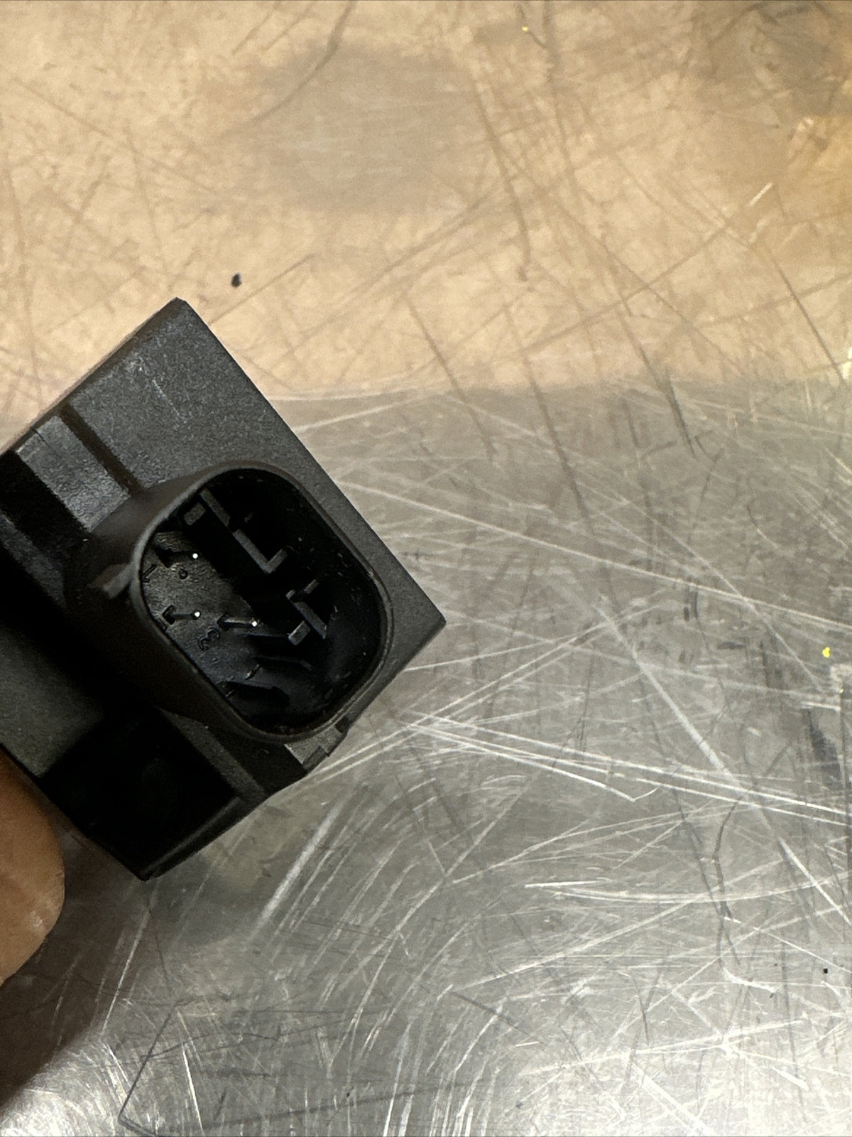 Audi TT A2 A3 S3 VW Beetle Golf 4 ESP Lateral Acceleration Sensor 1J0907651A YAW