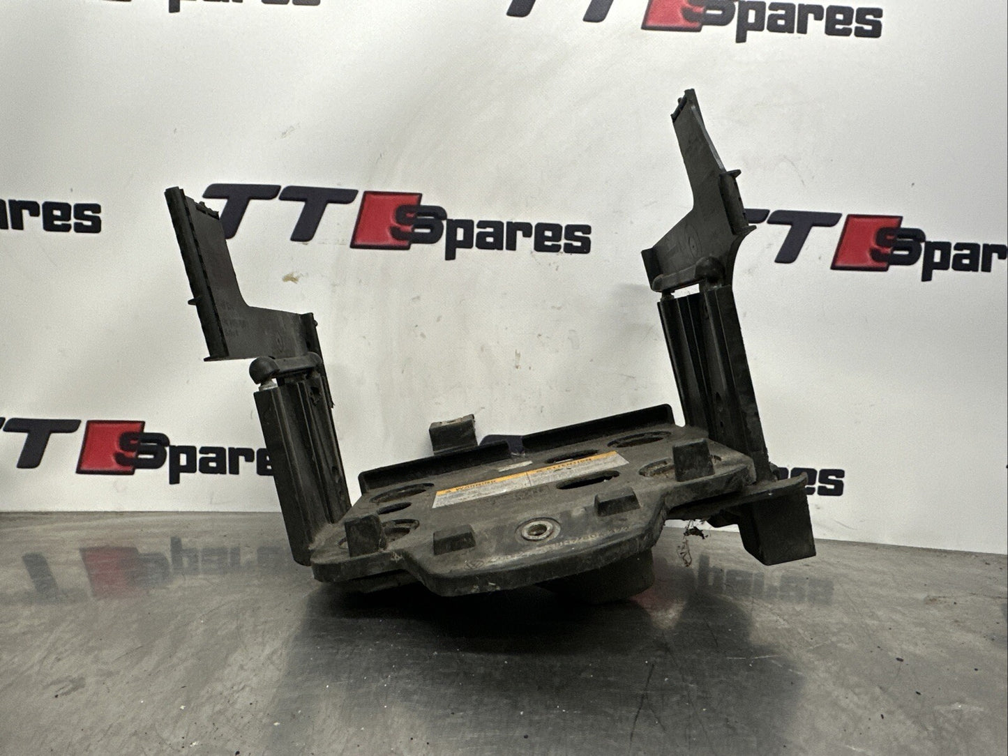 Audi TT Mk1 8N 1998-2006 Battery Mounting Tray Base Assemly