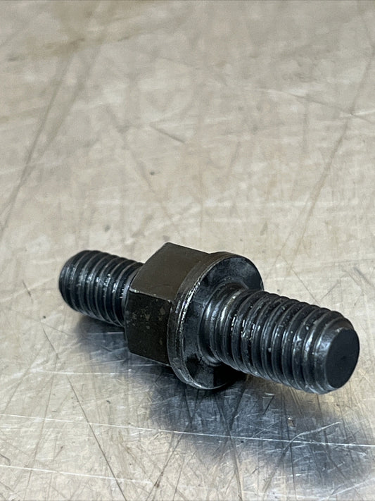 1 x BMW E39 E46 Z3 M54/M52 VALVE ROCKER COVER STUD 11121718856