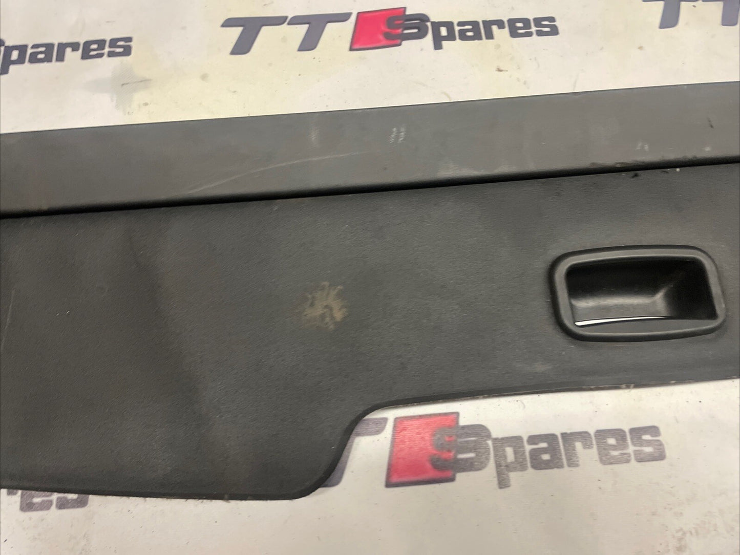 Range Rover Sport L320 Parcel Shelf / Luggage Cover .