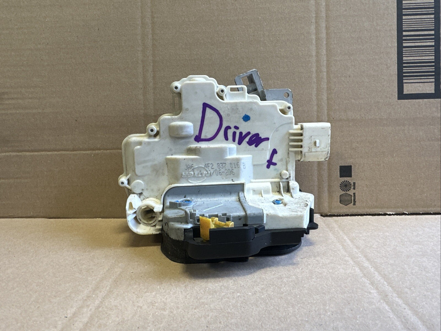 2009 AUDI S6 A3 2.0 TFSI 8P Quattro sport 5DR DRIVERS FRONT DOOR LOCK 4F2837016B