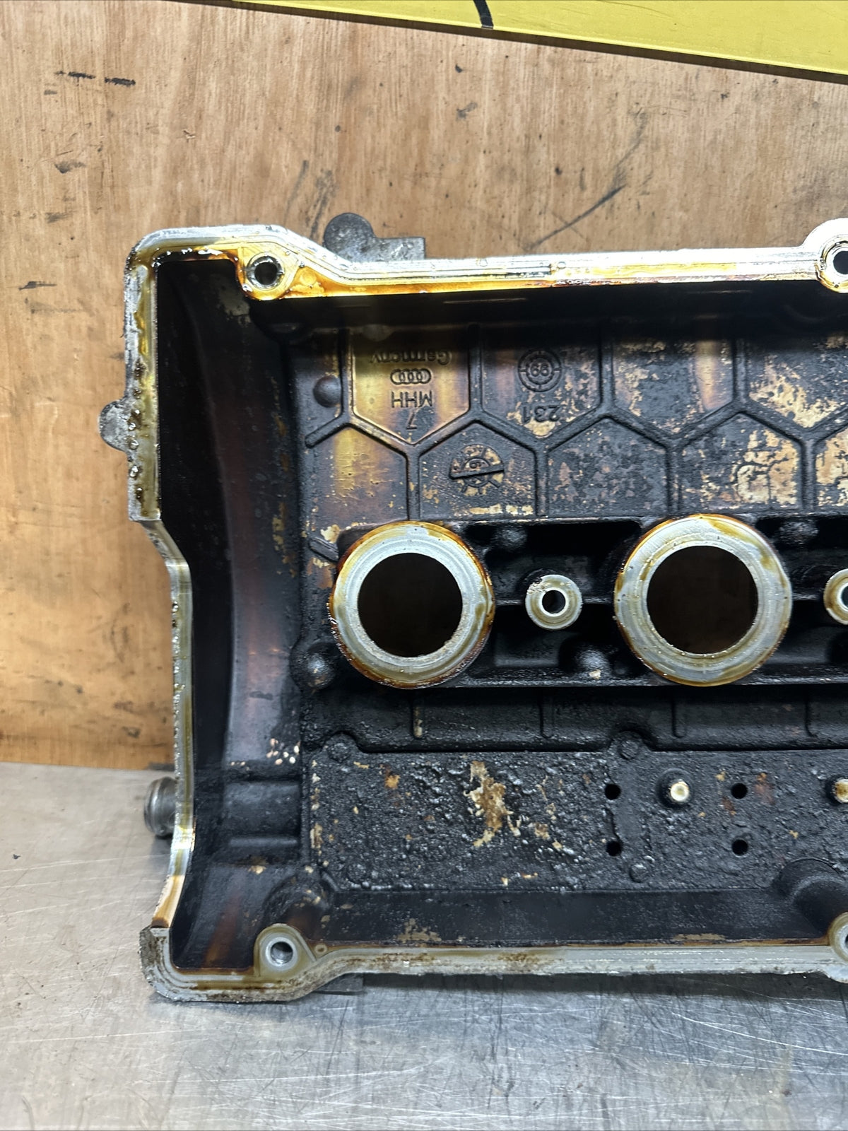 AUDI TT MK1 1.8T 20V Audi S3 APX CAM ROCKER COVER 06A103469N