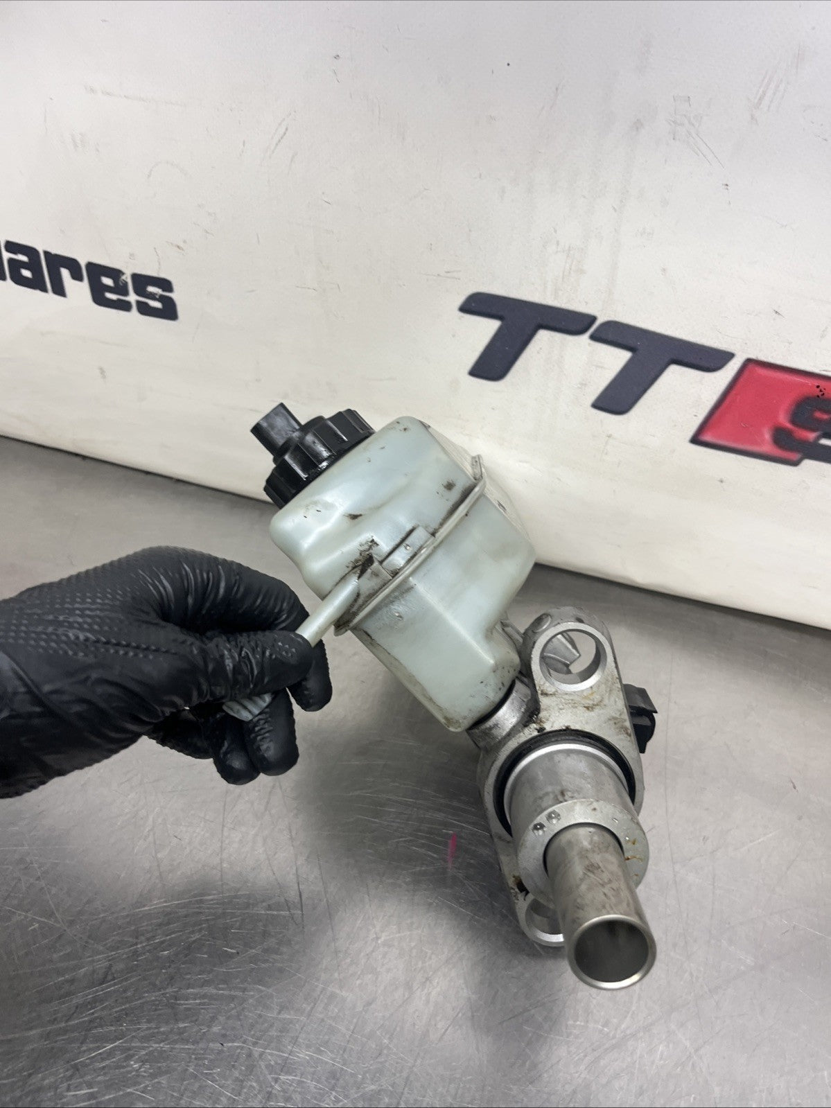 AUDI TT MK2 8J BRAKE SERVO WITH FLUID BOTTLE TANK RESERVOIR 03350890321 2010