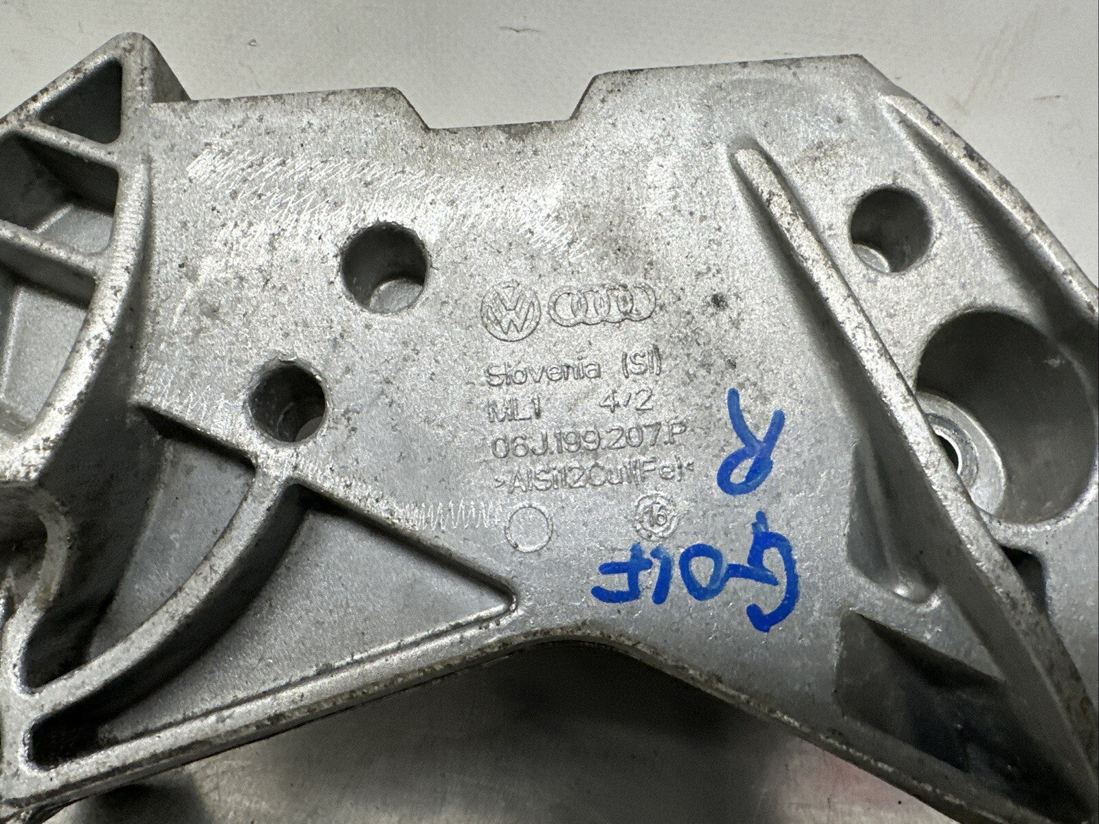 GENUINE 16-19 VW GOLF R MK7.5 AUDI S3 8V 2.0 ENGINE MOUNT BRACKET 06J199207P