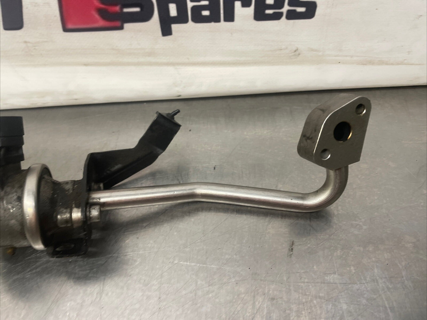 Audi A3 TT 99-06 EGR Valve & Connecting Pipe 1.8T Petrol 06A131102A 06A131627D