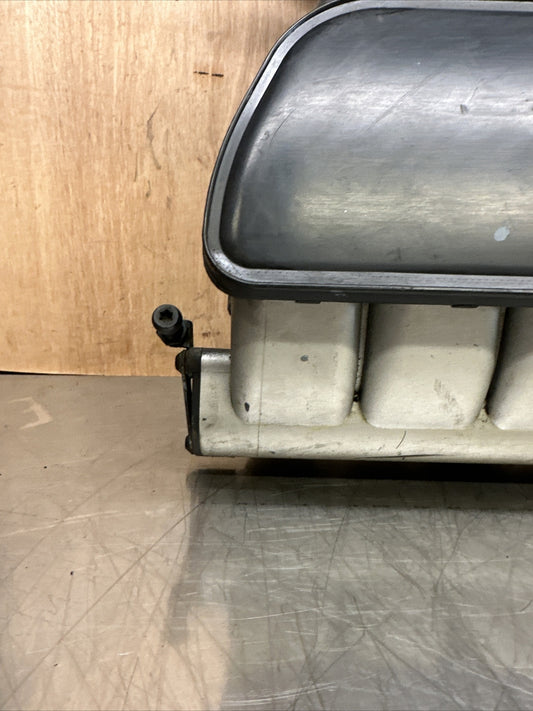 VW Golf 022133203B Inlet Manifold V4 Aqp Top Brief