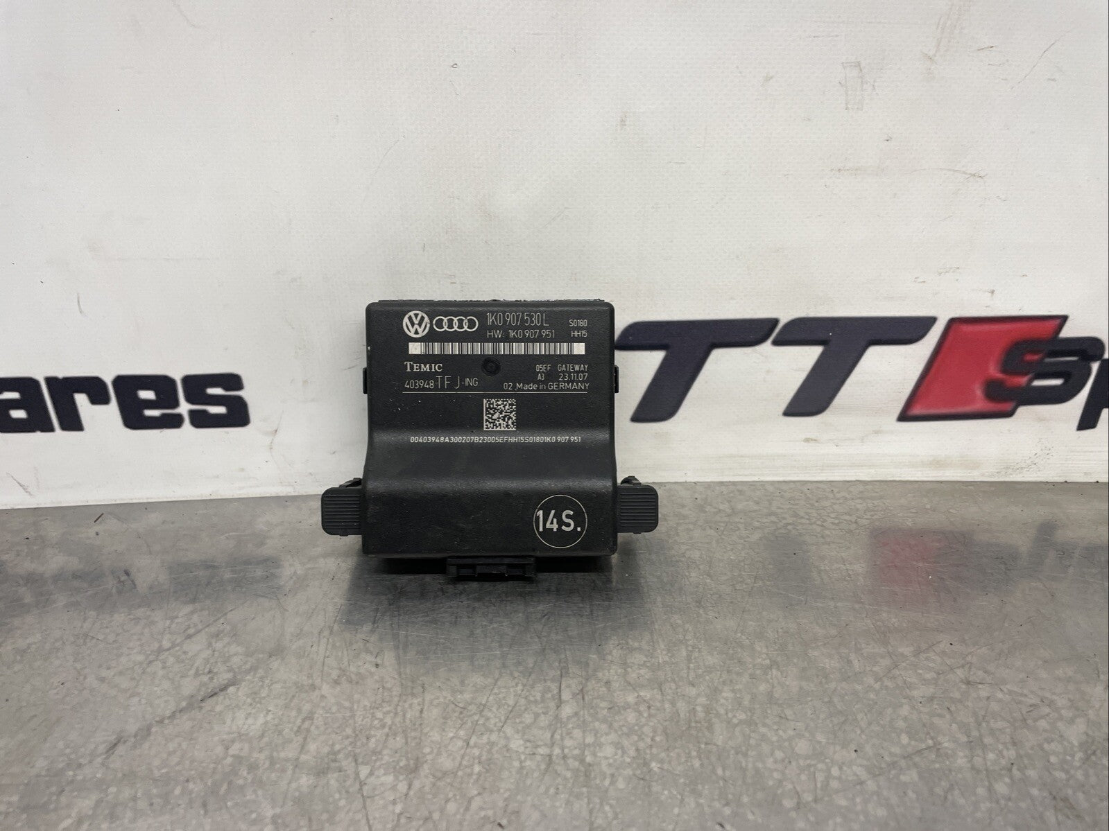 AUDI TT 8J MK2 COUPE 2008 GATEWAY CONTROL MODULE ECU 1K0907530L #1335