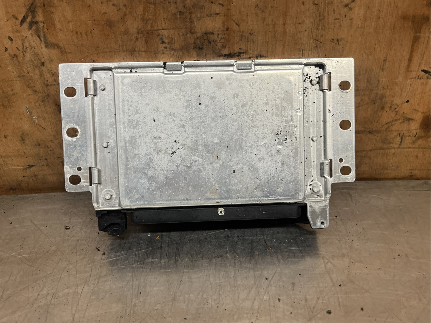 AUDI A8 1995 RHD 4.2 PETROL ENGINE ABS CONTROL UNIT MODULE 0265109024 4D0907379J