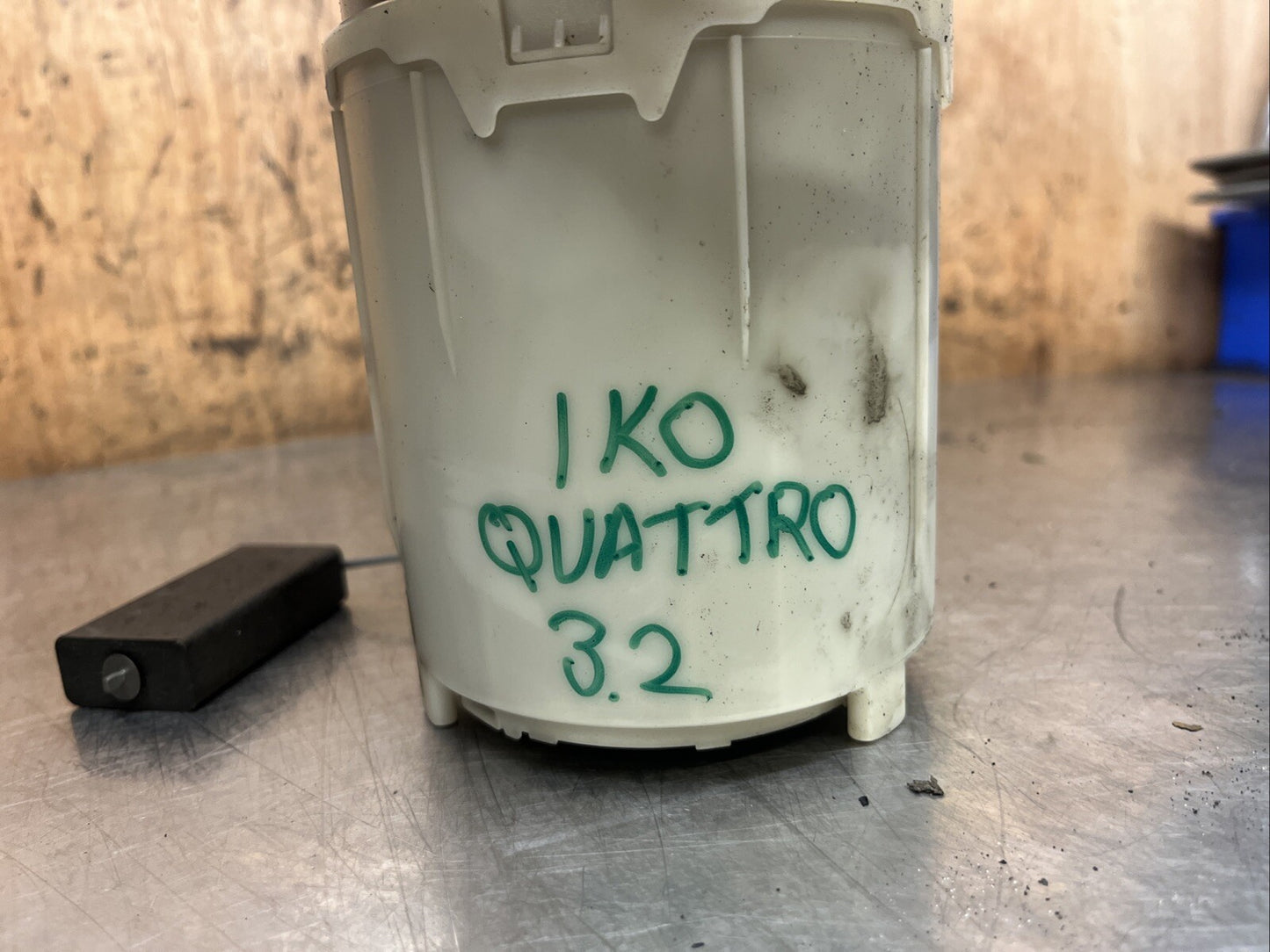 05-09 VW GOLF MK5 R32 AUDI A3 TT 2.0 IN TANK FUEL SENDER UNIT 1K0919051AA