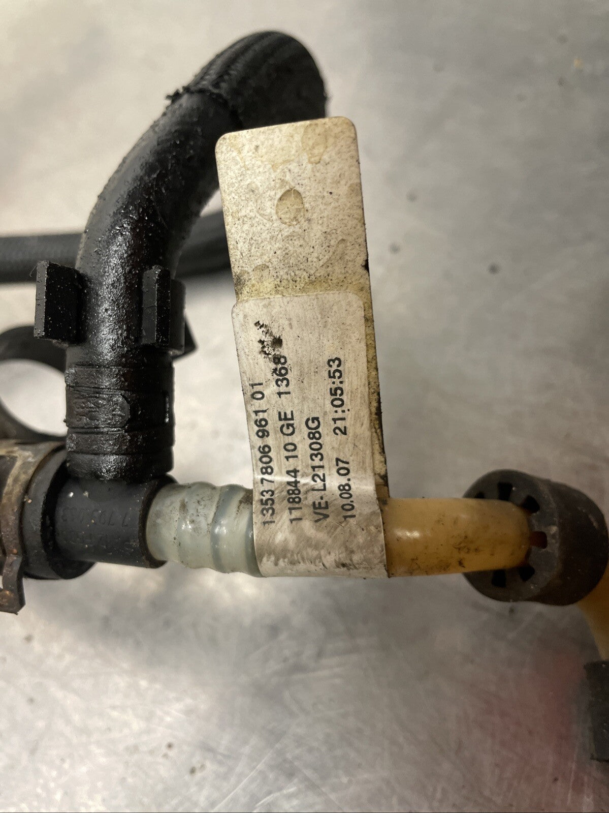 Bmw X5 E70 Pressure Fuel Line 1353780696101