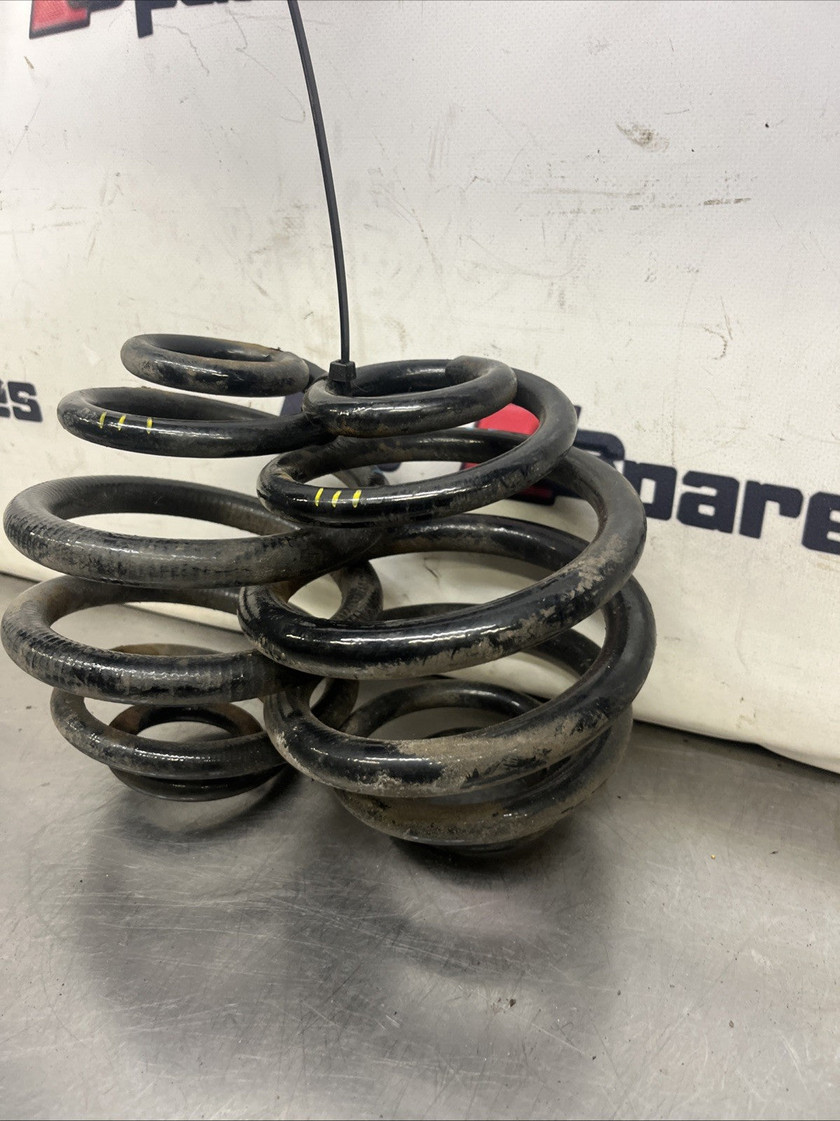 Audi TT Mk1 8N 1998-2006 PAIR of Rear Suspension Coil Springs KYB