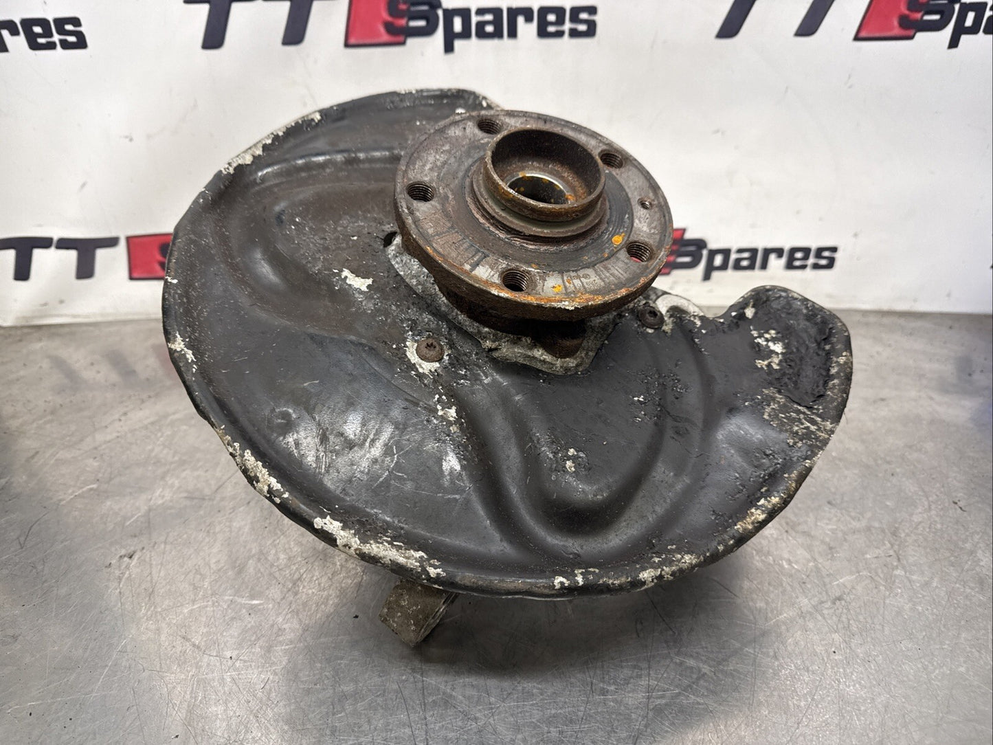 AUDI TT WHEEL HUB FRONT RIGHT DRIVER SIDE 4WD 2.0 TDI DIESEL MK2 2006 - 2014
