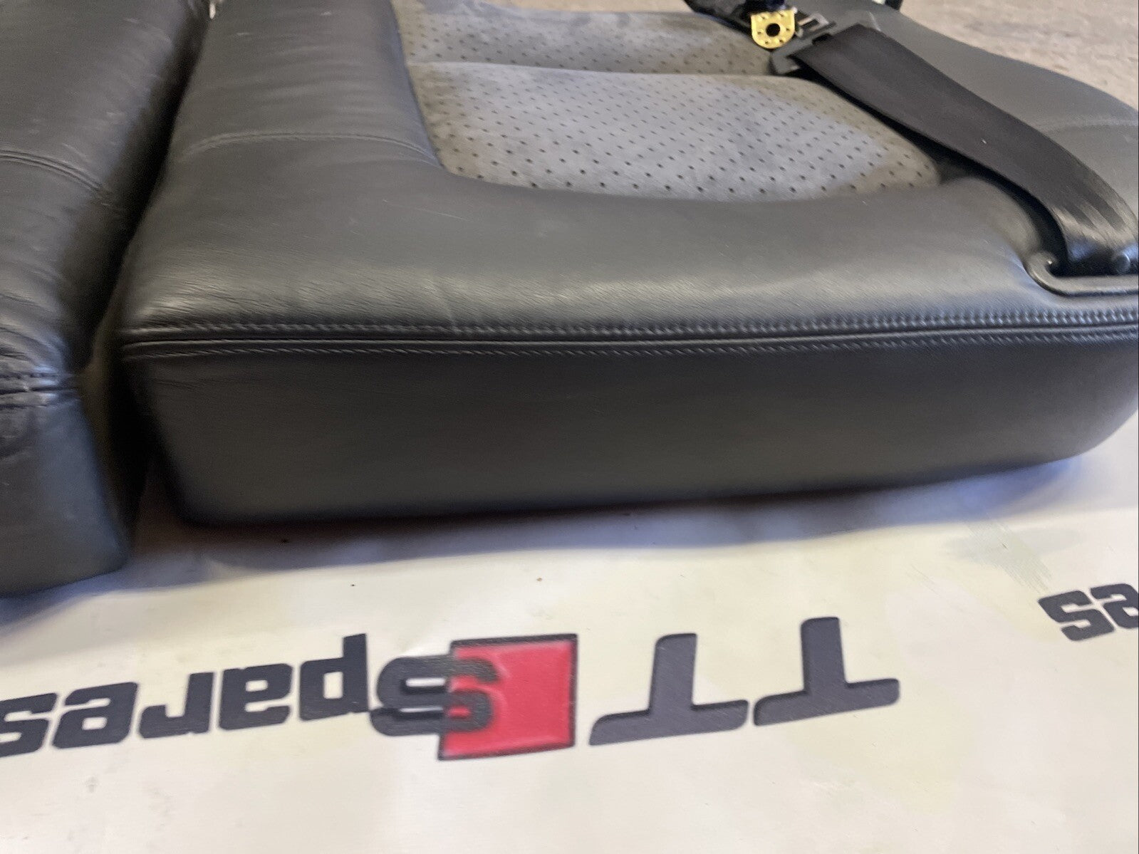 Genuine Audi TT Mk1 Half Alcantara Black Leather Seat*REAR BACK SEATS ONLY*98-06