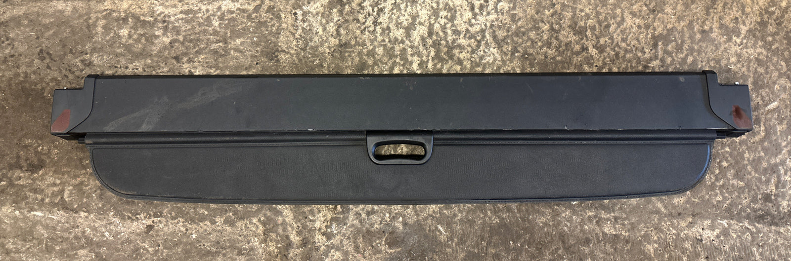 BMW X5 E70 PARCEL SHELF LOAD COVER IN BLACK