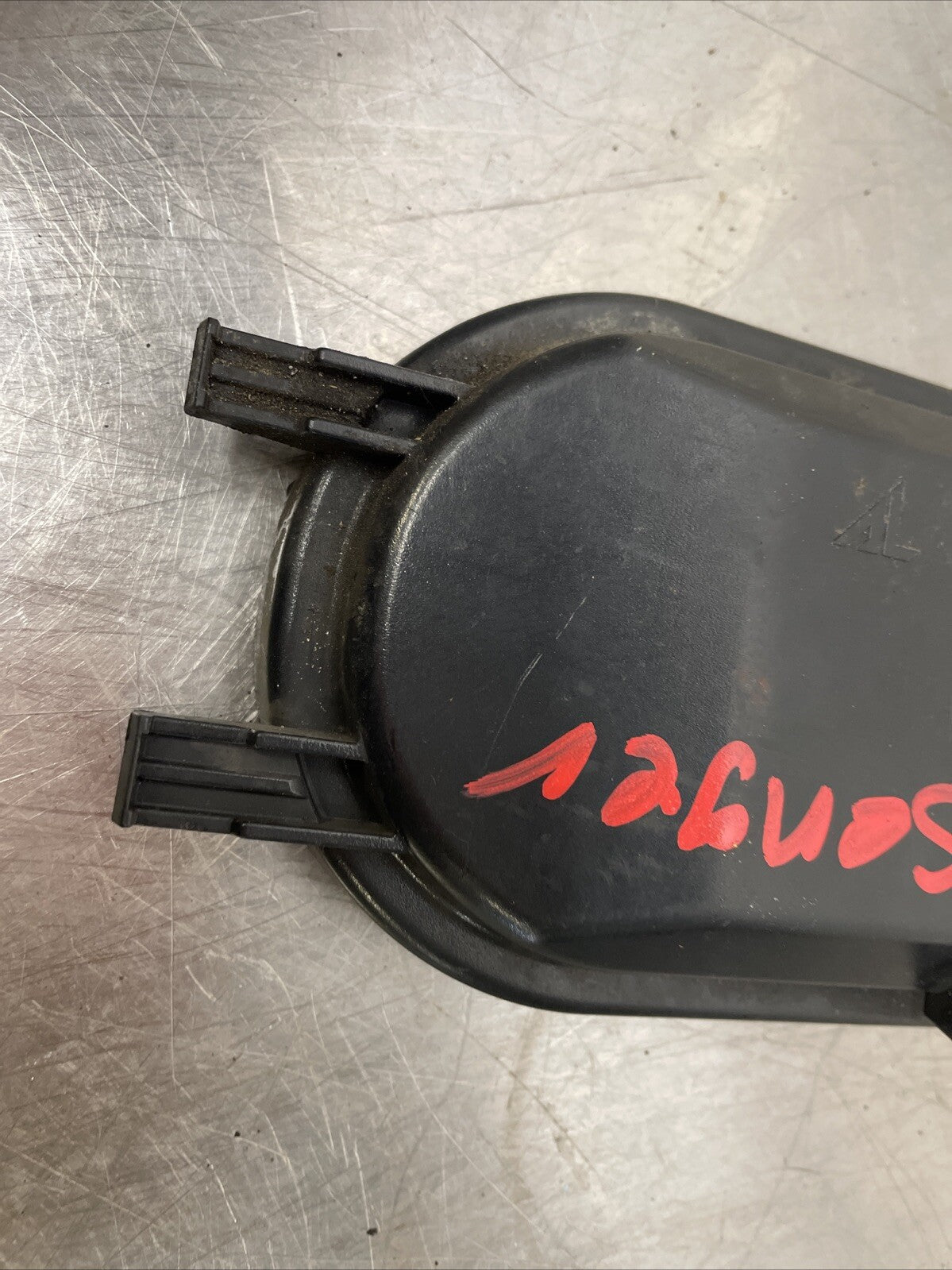 Genuine Audi TT MK1 8N 1998-2006 PASSENGER Headlight Bulb Plastic Dust Cover Cap