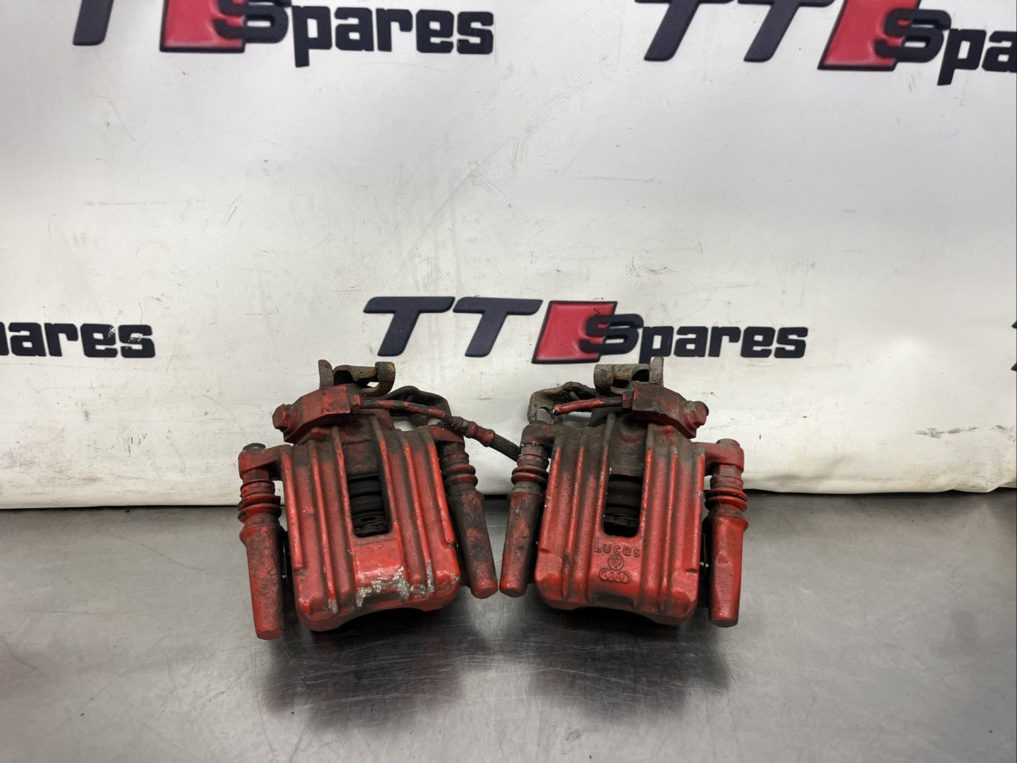 Audi TT Mk1 8N, 180 Pair of Rear Brake Calipers & Carriers - Used (0548)