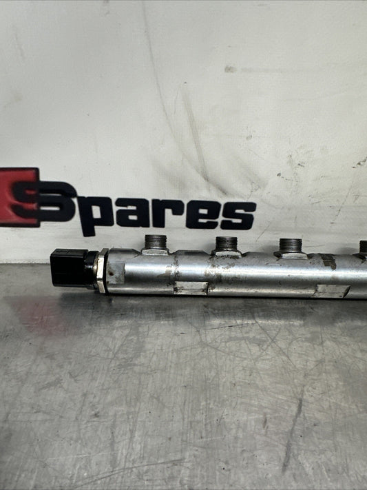 BMW X5 E70 4.0D ENGINE FUEL RAIL & SENSOR 0445216036 780542301